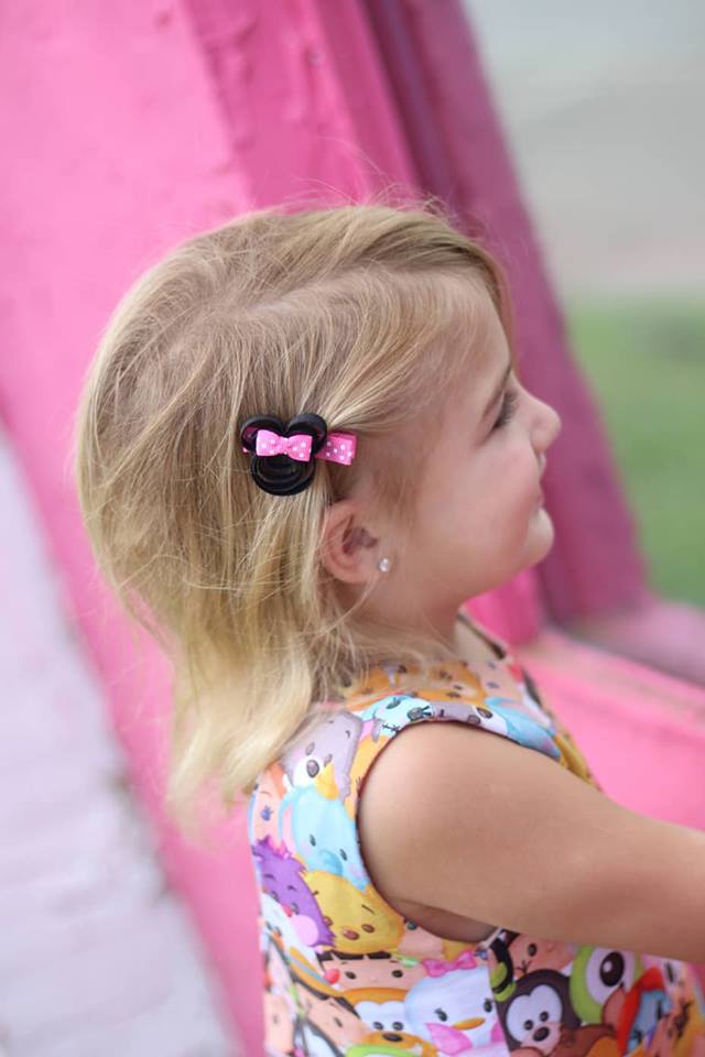 Minnie Mouse Ribbon Sculpture Hair Clip in Pink or Red