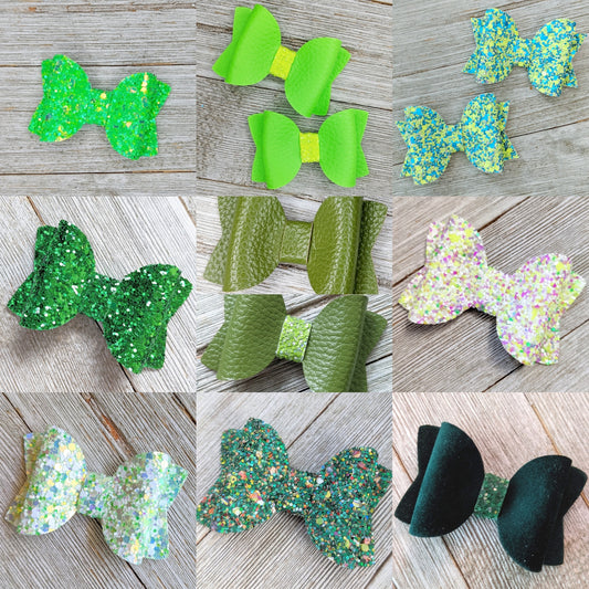 2.5" Green Glitter Bow