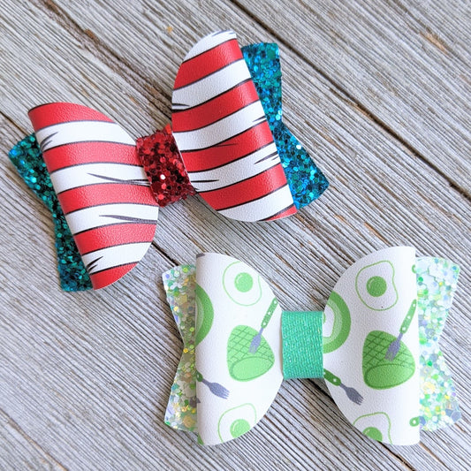 2.5" Dr. Seuss Glitter Bow