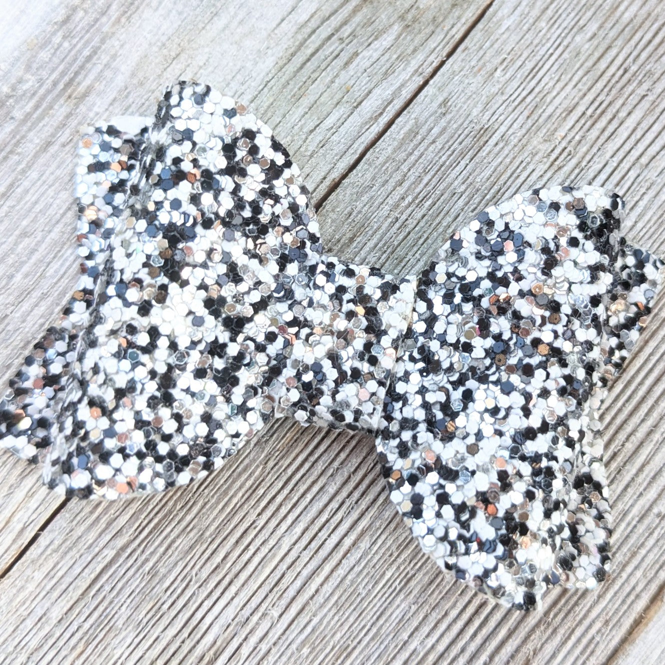 2.5" Black Glitter Bow