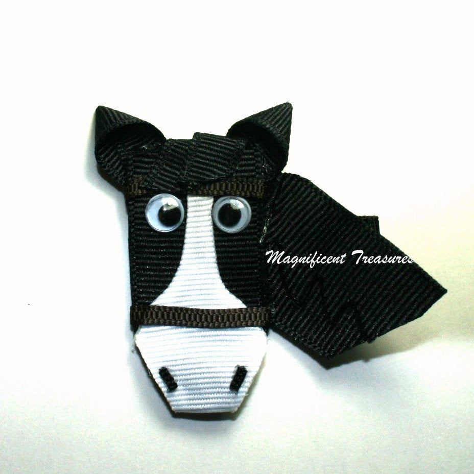 Horse Ribbon Sculpture