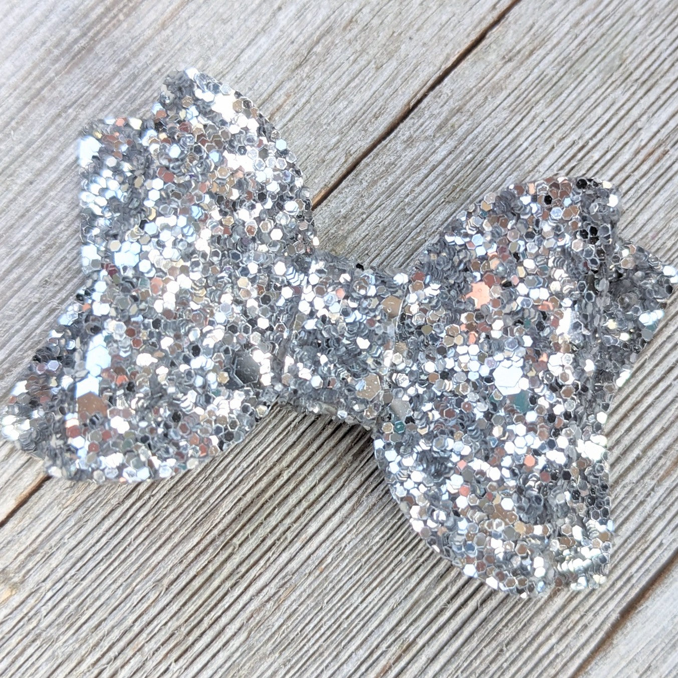2.5" Silver Glitter Bow